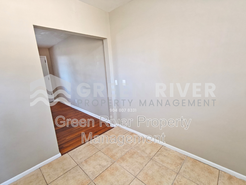 Quiet 2 Bedroom Retreat Available Now – Pets Welcome! property image