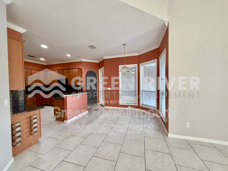 Luxury Living in The Oaks at Oakleaf – 4BR Retreat & Resort-Style Amenities property image