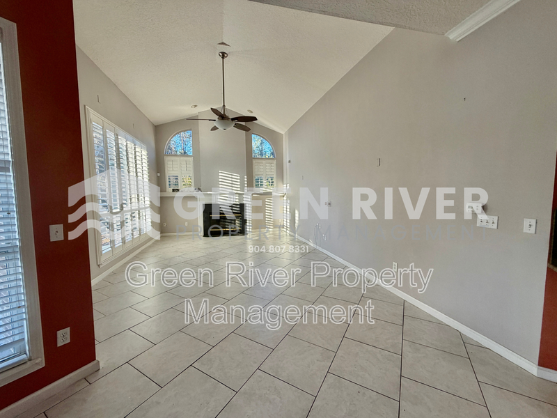 Luxury Living in The Oaks at Oakleaf – 4BR Retreat & Resort-Style Amenities property image