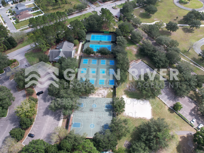 Luxury Living in The Oaks at Oakleaf – 4BR Retreat & Resort-Style Amenities property image