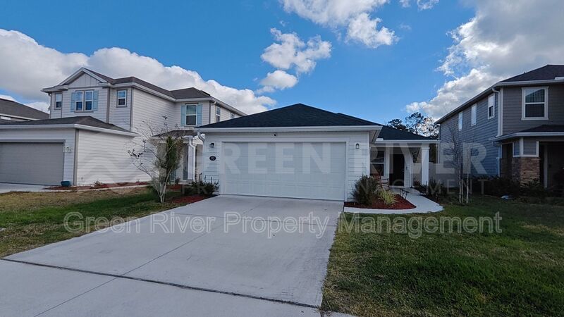 Where Comfort Meets Convenience – Spacious 3/2 with Pond View property image