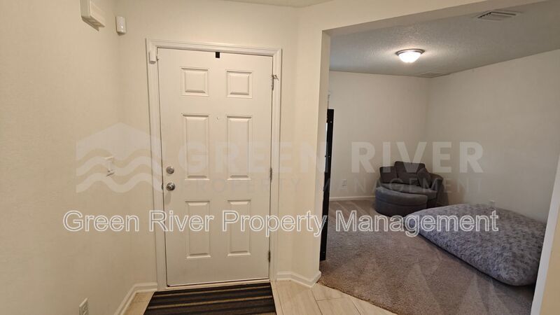 Where Comfort Meets Convenience – Spacious 3/2 with Pond View property image
