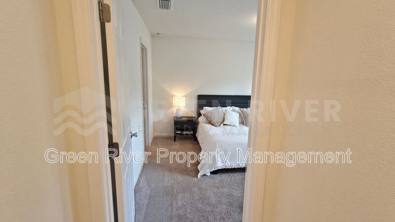 Where Comfort Meets Convenience – Spacious 3/2 with Pond View property image