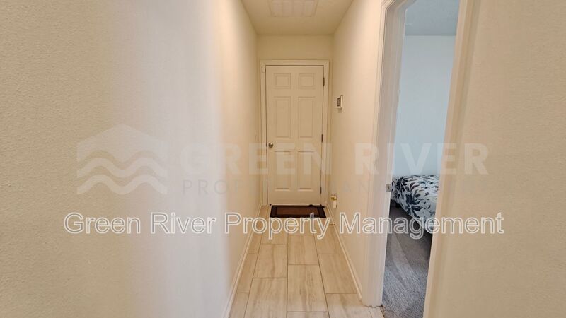 Where Comfort Meets Convenience – Spacious 3/2 with Pond View property image