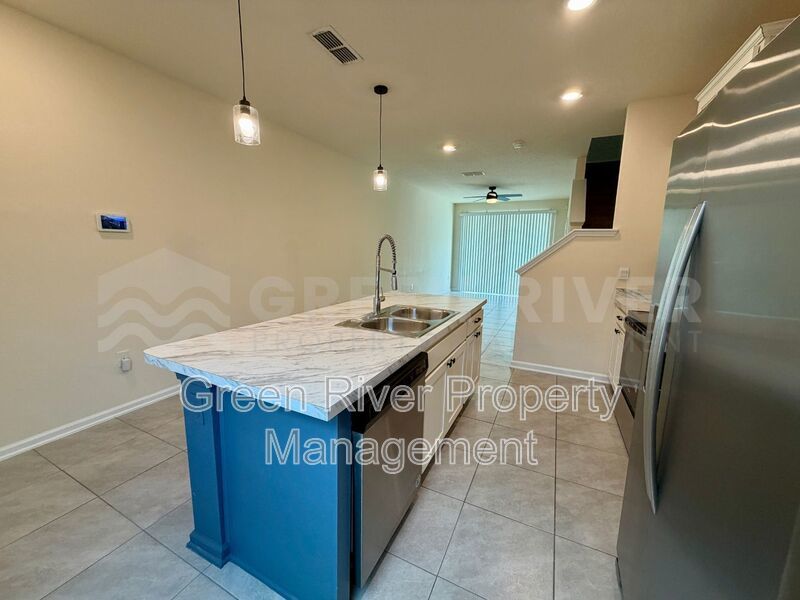 Chic & Comfortable Townhome Living in a Peaceful Community!! property image