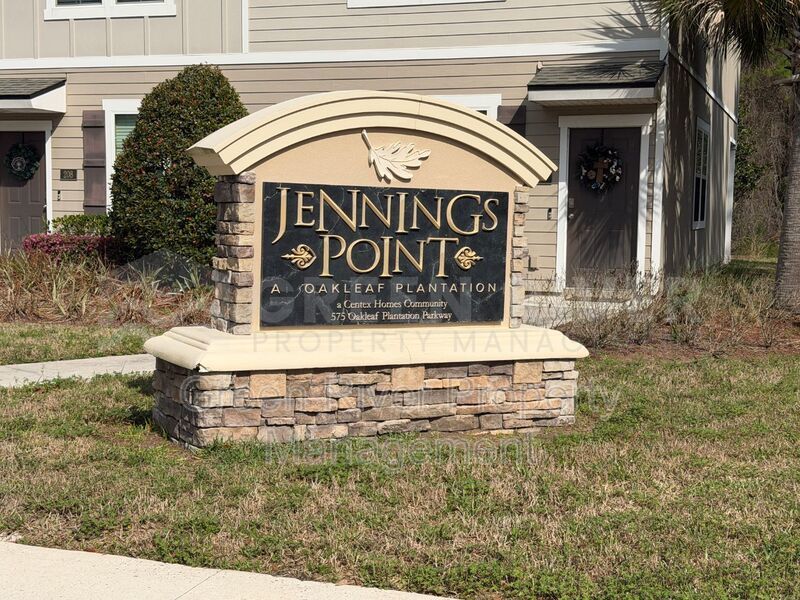 Chic & Comfortable Townhome Living in a Peaceful Community!! property image