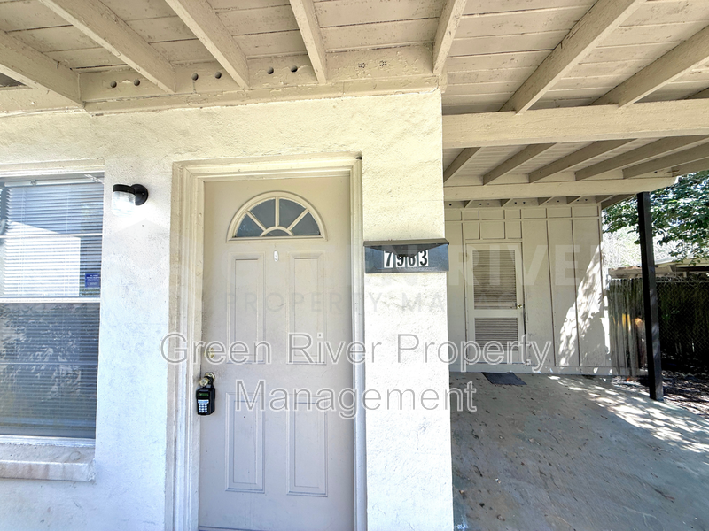 Freshly 3 bedroom, 1.5 bath Updated Westside Charmer  - New Carpet, Fresh Paint & Big Fenced Backyard property image