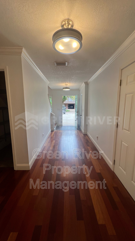 Amazing 4 bedroom home with St Johns River Views Available Now! property image