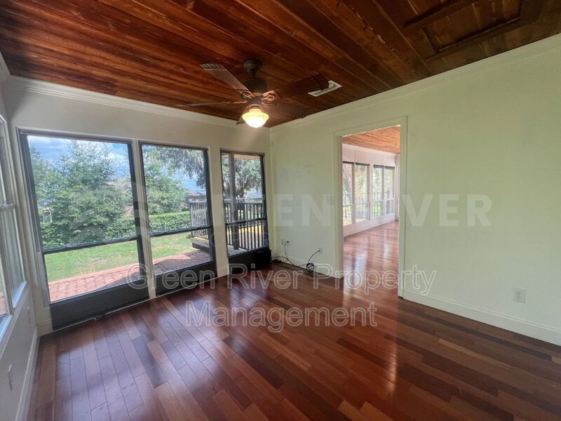 Amazing 4 bedroom home with St Johns River Views Available Now! property image