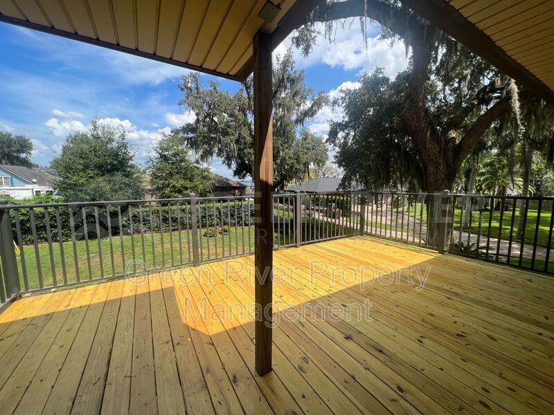 Amazing 4 bedroom home with St Johns River Views Available Now! property image