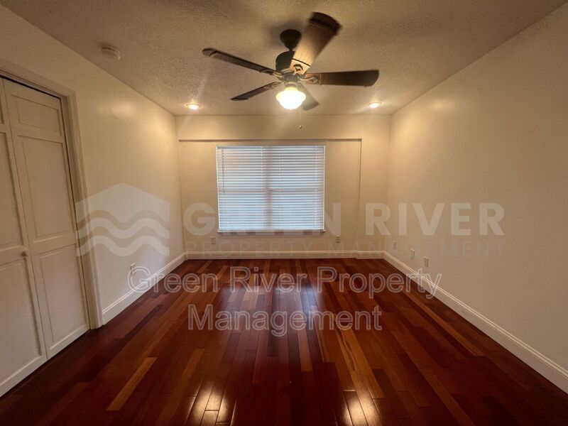 Amazing 4 bedroom home with St Johns River Views Available Now! property image