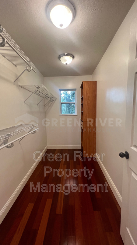 Amazing 4 bedroom home with St Johns River Views Available Now! property image