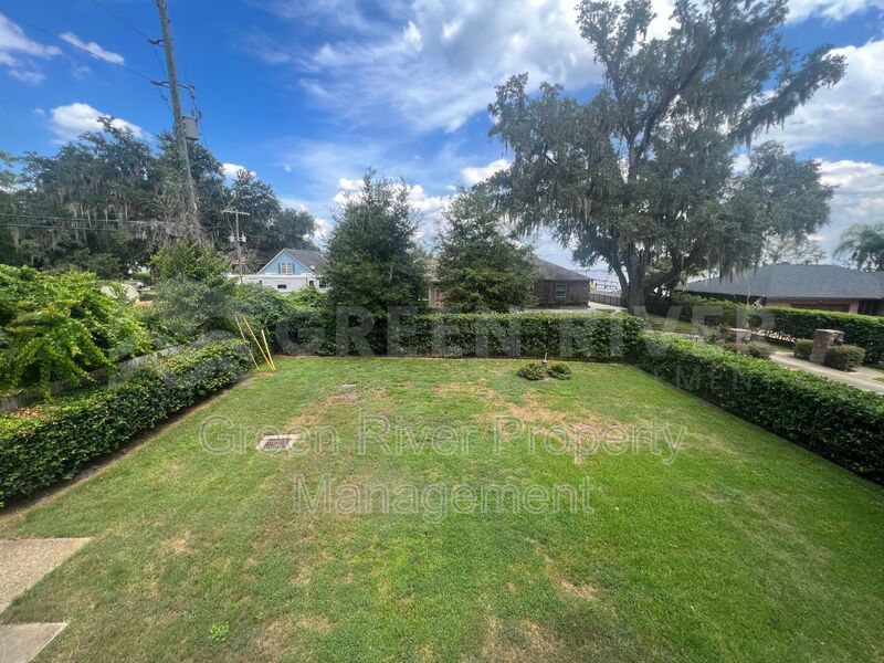 Amazing 4 bedroom home with St Johns River Views Available Now! property image