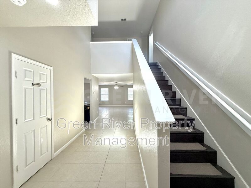 Room to Live, Space to Thrive! Stunning 6BR Home with Solar, Upgrades & Screened Lanai in Macclenny!! property image