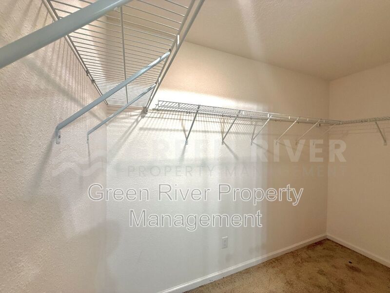 Room to Live, Space to Thrive! Stunning 6BR Home with Solar, Upgrades & Screened Lanai in Macclenny!! property image