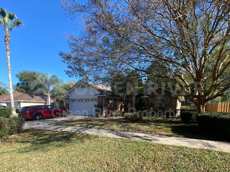 Fleming Island 3 bedroom, 2 bath Beauty with Space to Breathe!! property image