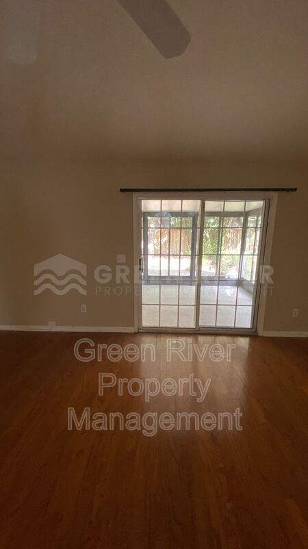 Fleming Island 3 bedroom, 2 bath Beauty with Space to Breathe!! property image