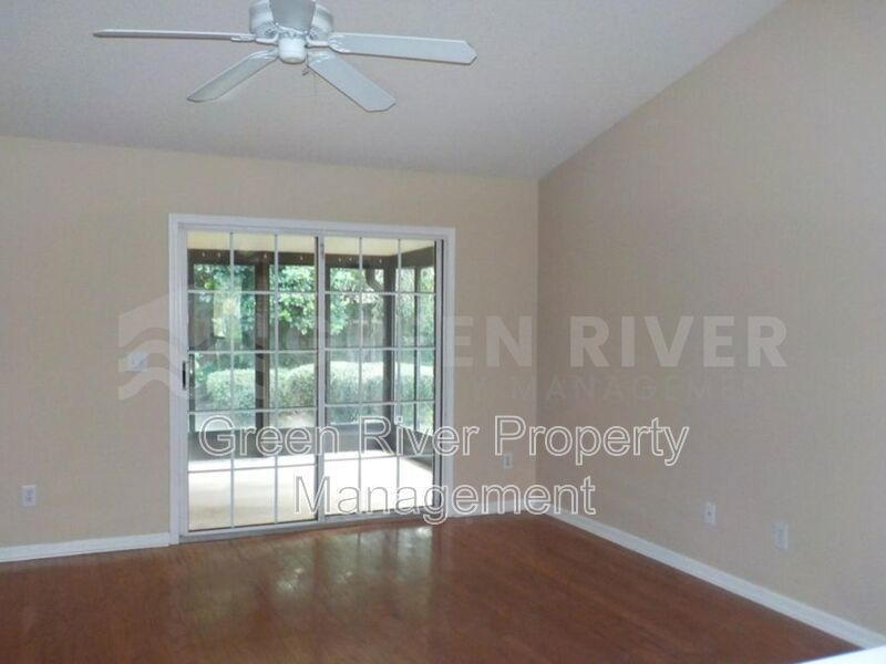 Fleming Island 3 bedroom, 2 bath Beauty with Space to Breathe!! property image