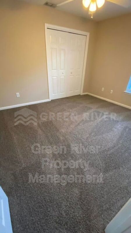 Fleming Island 3 bedroom, 2 bath Beauty with Space to Breathe!! property image