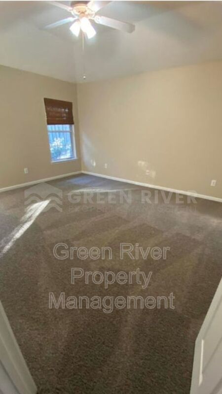 Fleming Island 3 bedroom, 2 bath Beauty with Space to Breathe!! property image