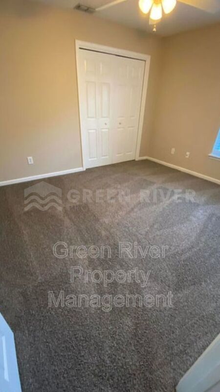 Fleming Island 3 bedroom, 2 bath Beauty with Space to Breathe!! property image