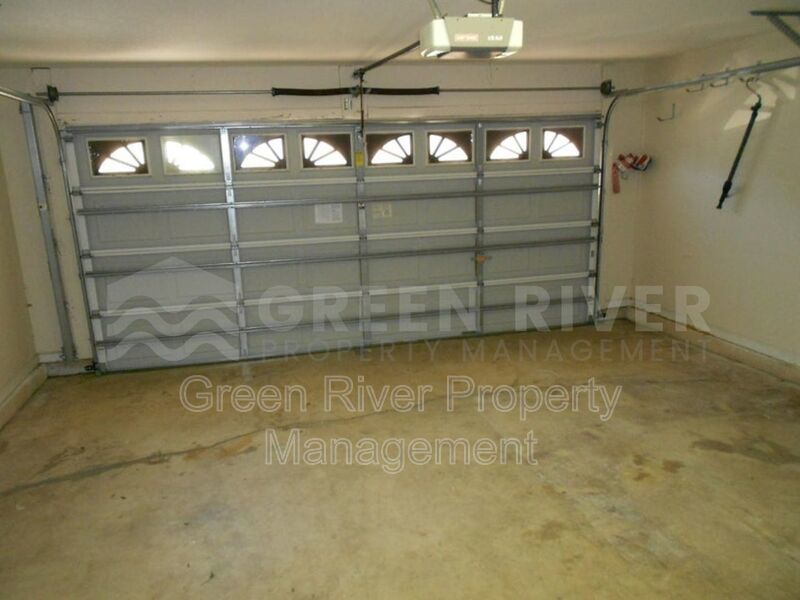 Fleming Island 3 bedroom, 2 bath Beauty with Space to Breathe!! property image