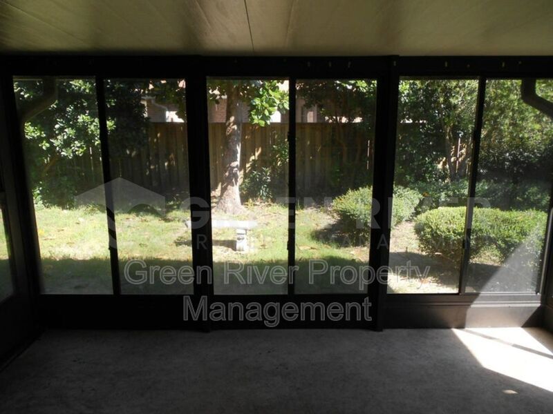 Fleming Island 3 bedroom, 2 bath Beauty with Space to Breathe!! property image