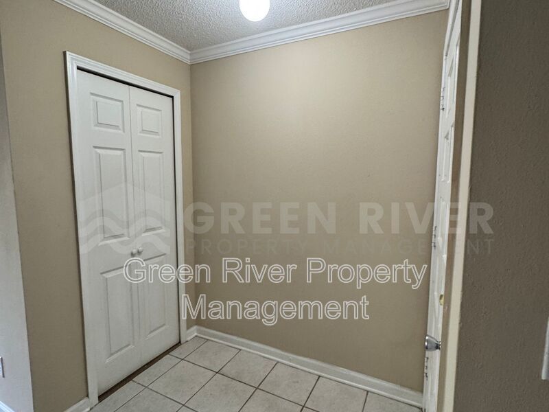 Serene Second-Floor Living in The Colony – 2 Bed, 2 Bath Condo!!! property image
