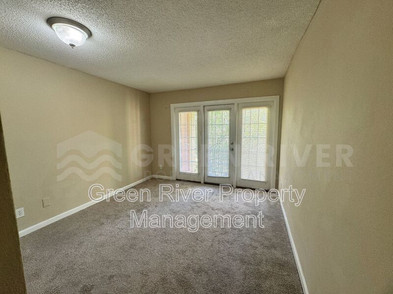 Serene Second-Floor Living in The Colony – 2 Bed, 2 Bath Condo!!! property image