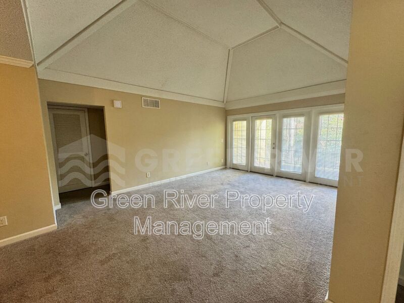 Serene Second-Floor Living in The Colony – 2 Bed, 2 Bath Condo!!! property image
