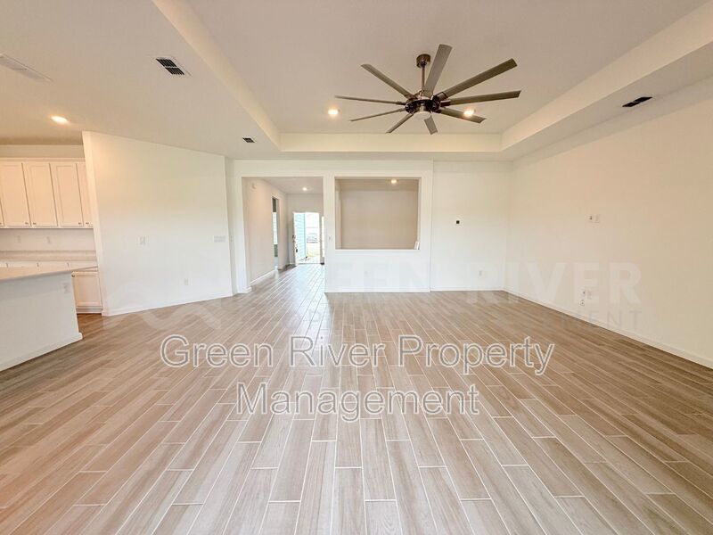 Spacious 4-Bed, 2-Bath Home with 3-Car Garage in Granary Park – Resort-Style Amenities! property image