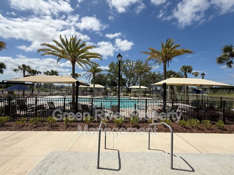 Spacious 4-Bed, 2-Bath Home with 3-Car Garage in Granary Park – Resort-Style Amenities! property image