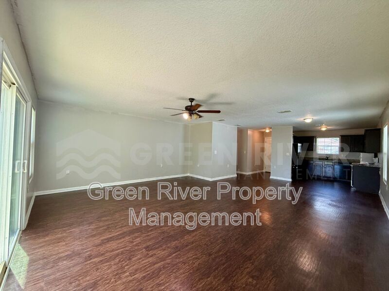 Stylish 4BR Retreat with Granite Kitchen, Spacious Yard & No HOA!! property image