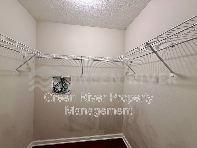 Stylish 4BR Retreat with Granite Kitchen, Spacious Yard & No HOA!! property image
