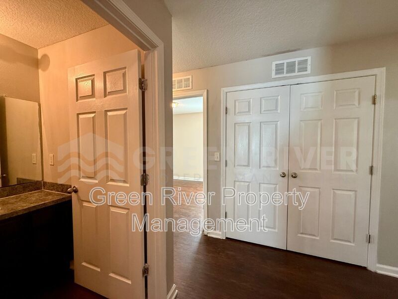 Stylish 4BR Retreat with Granite Kitchen, Spacious Yard & No HOA!! property image
