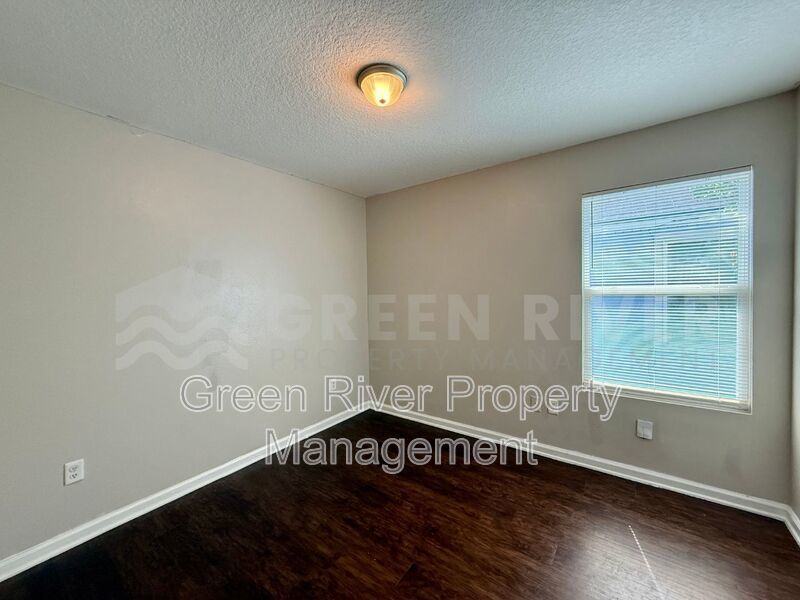 Stylish 4BR Retreat with Granite Kitchen, Spacious Yard & No HOA!! property image