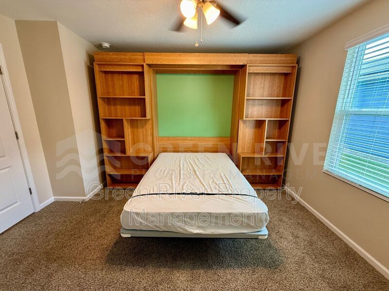 Willow Springs Living: Stylish 4BR Retreat Near Top Schools & Fleming Island Hotspots!! property image