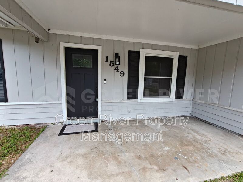 Stylish 4BR Home with Solar Panels, Florida Room & Outdoor Entertaining Space!! property image