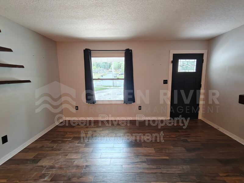 Stylish 4BR Home with Solar Panels, Florida Room & Outdoor Entertaining Space!! property image