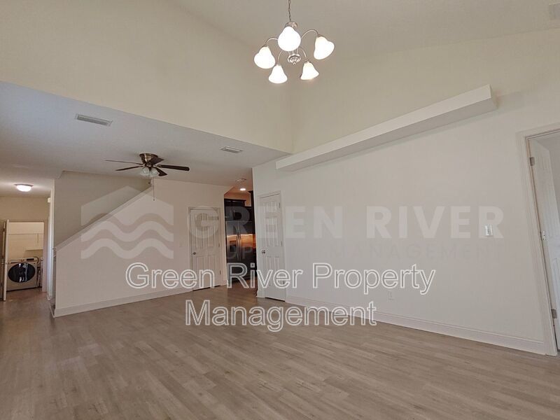 Lakefront Luxury Living with Space to Spare! property image