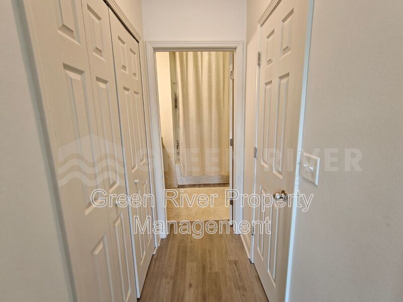 Lakefront Luxury Living with Space to Spare! property image