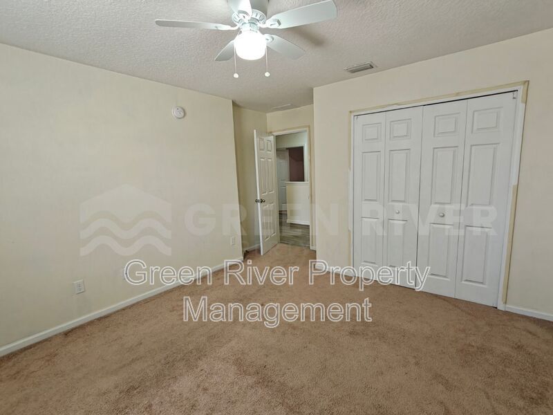 Lakefront Luxury Living with Space to Spare! property image