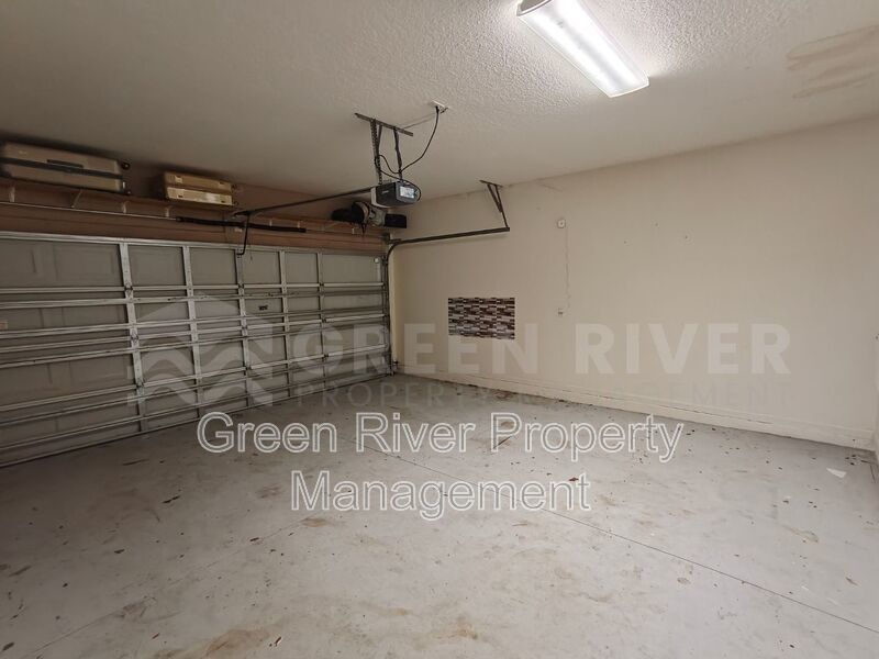 Lakefront Luxury Living with Space to Spare! property image
