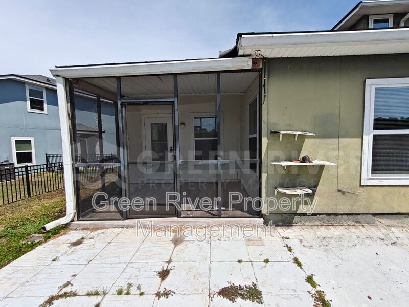 Lakefront Luxury Living with Space to Spare! property image