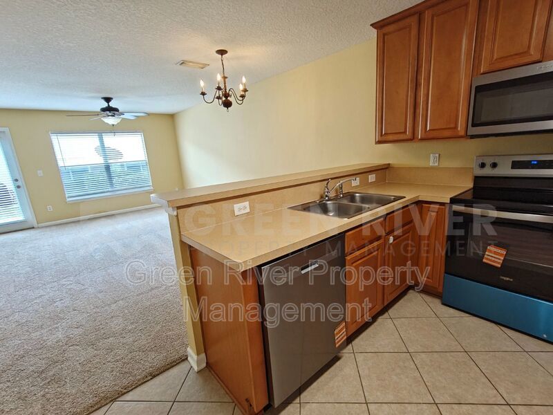 Cozy & Convenient 3BR Home in Prime Fleming Island Location property image