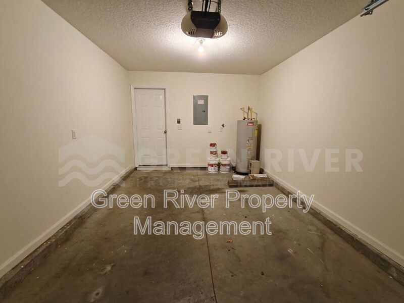 Cozy & Convenient 3BR Home in Prime Fleming Island Location property image