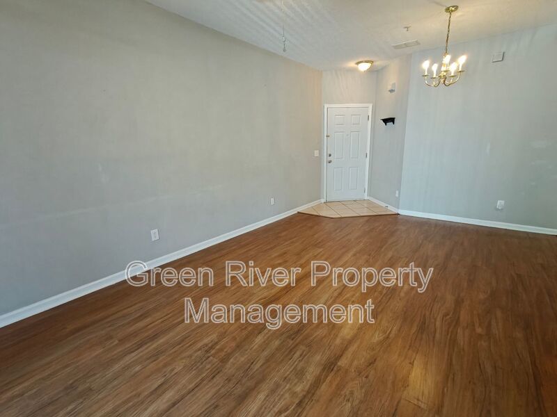 Cozy 2 Bedroom Condo on Ground Floor property image