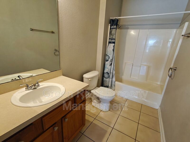 Cozy 2 Bedroom Condo on Ground Floor property image