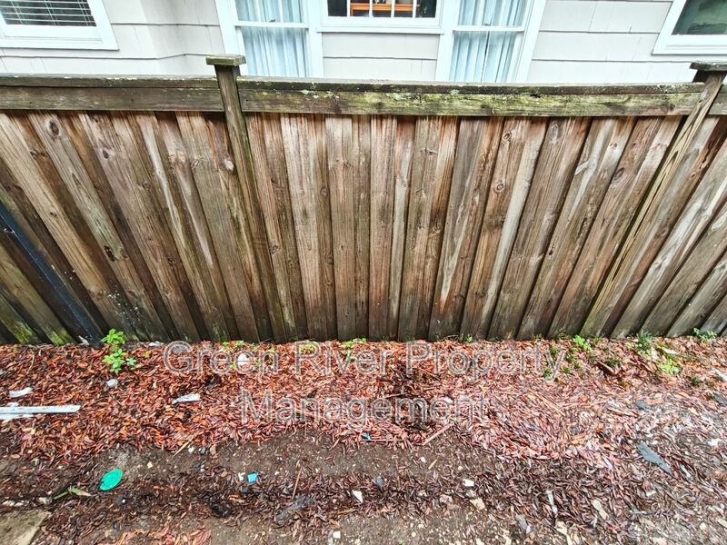Charming 2BR Home with Updated Kitchen property image