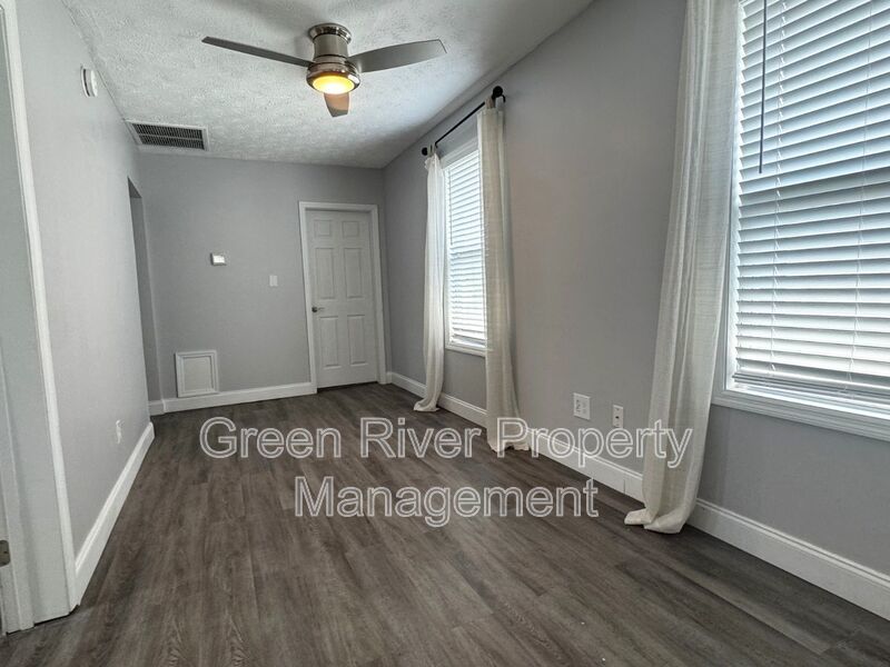 Charming 2-Bedroom Duplex in the Heart of Riverside property image